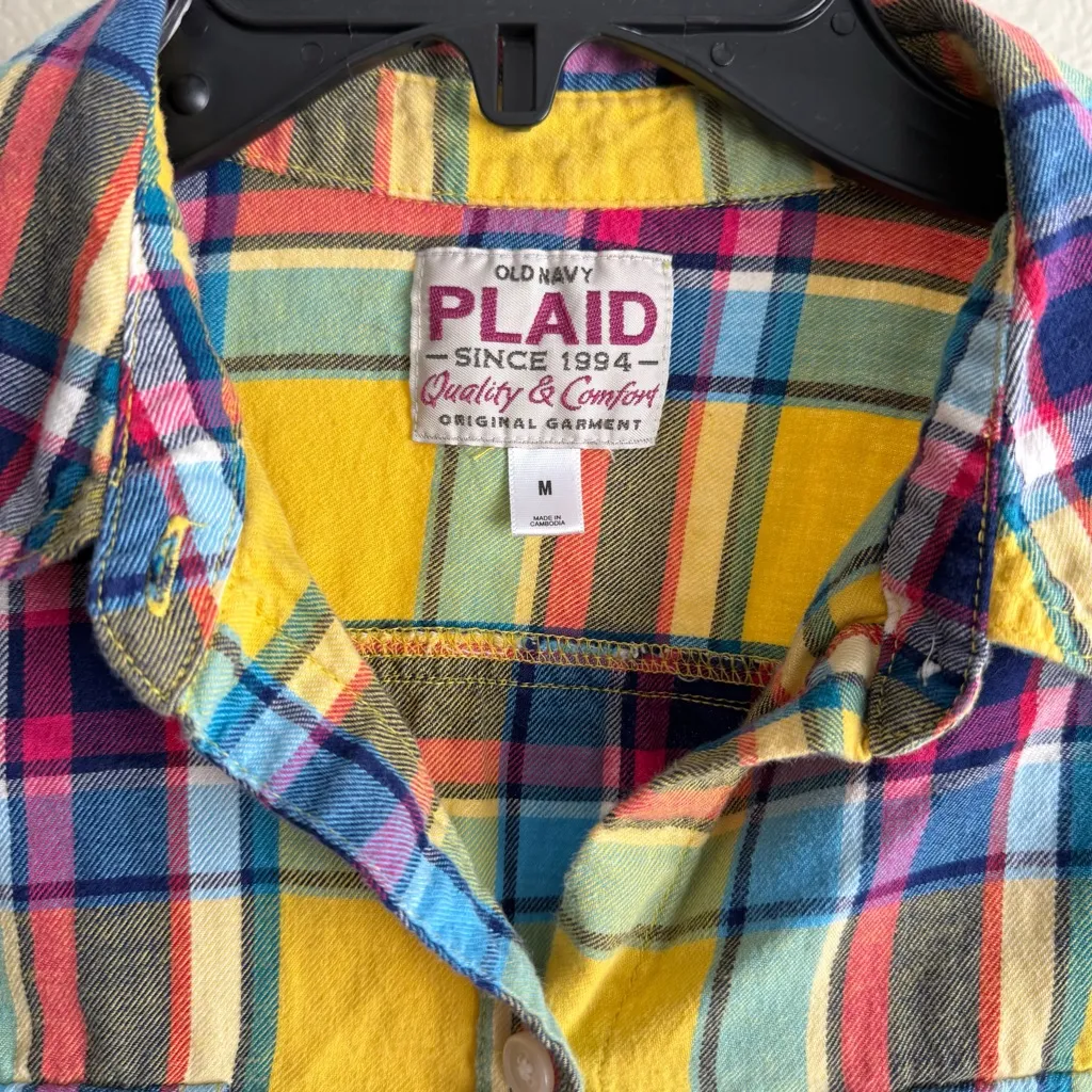 Women’s Medium Top Plaid Flannel Button Down Shirt Cozy Fall Winter Long Sleeve - Image 4