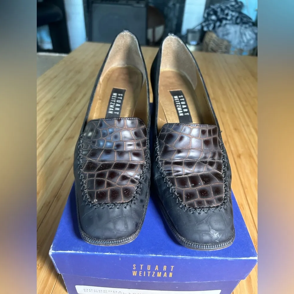 Stuart Weitzman Vintage Black Leather & Brown Faux Croc Pump 10 Used - Image 2