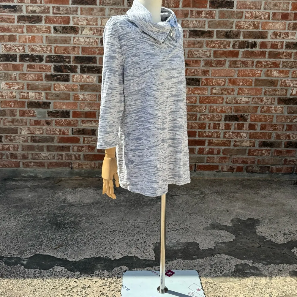 Anthropologie Peck & Peck light grey 3/4 sleeve hoodie / M / Excellent condition - Image 7