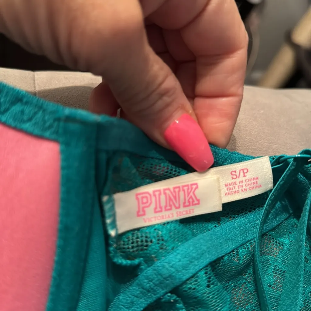 Victoria’s Secret PINK Lace Tropical Teal Push-up
Bralette - Image 10