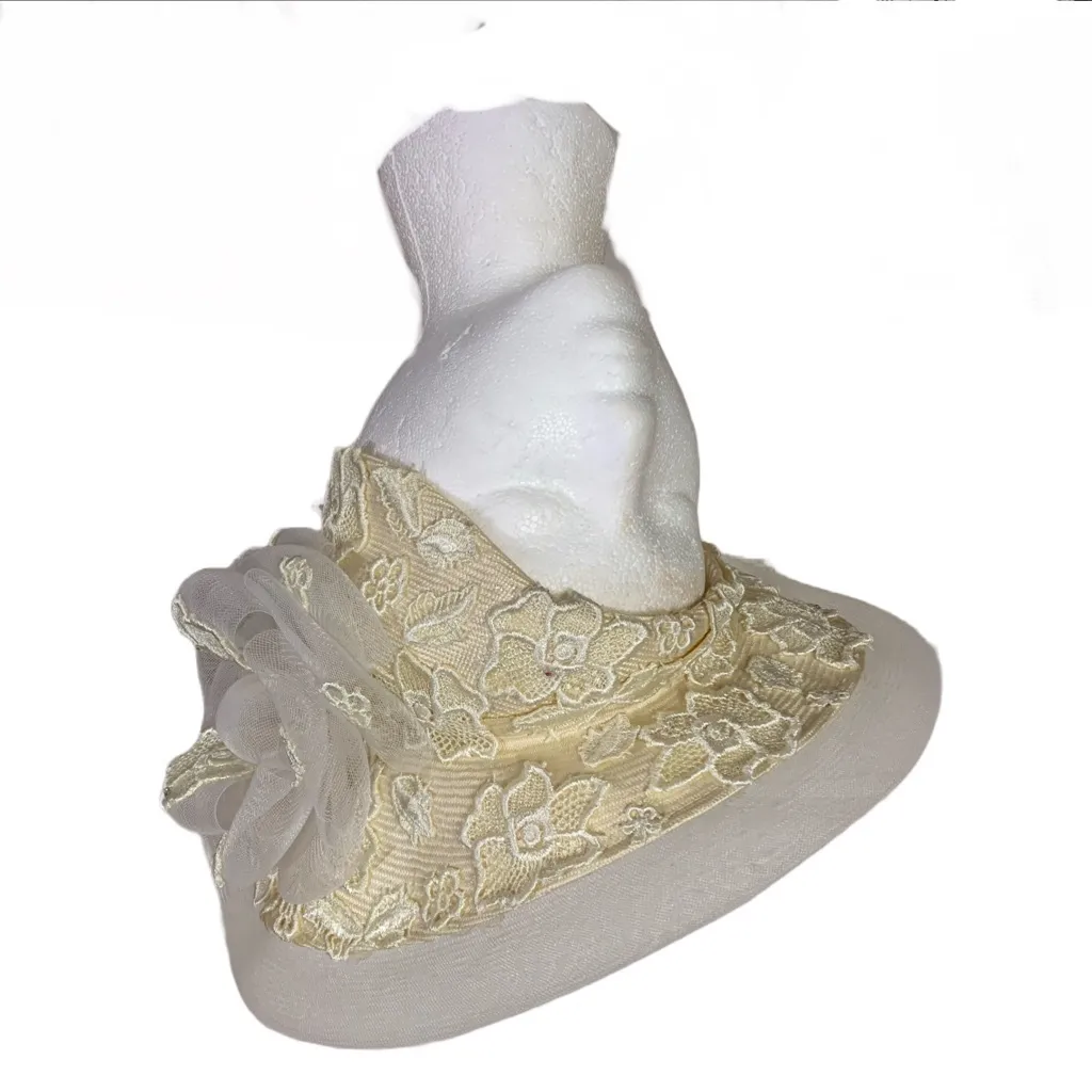 VINTAGE 1980'S ALBRIZIO NEW YORK BEIGE LACE AVANT GARDE HAT Tan - Image 6