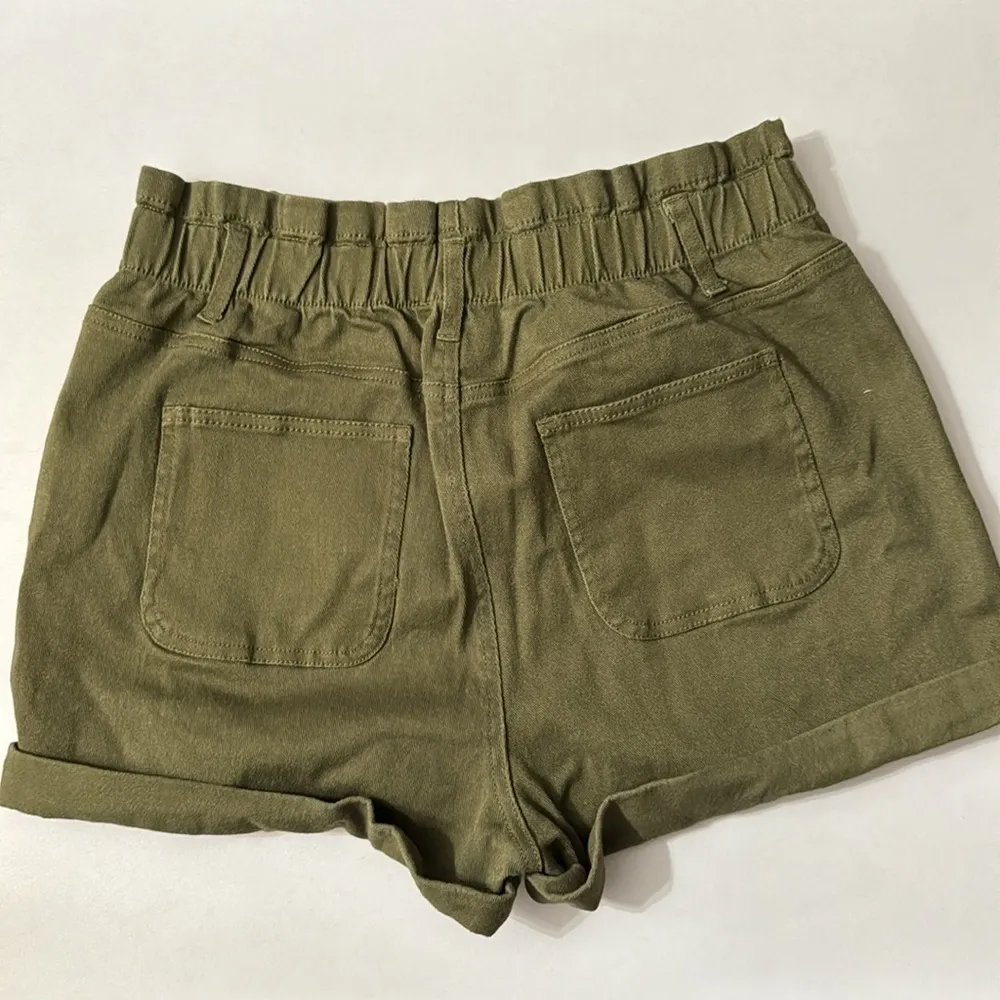 Love Tree Shorts - Image 4
