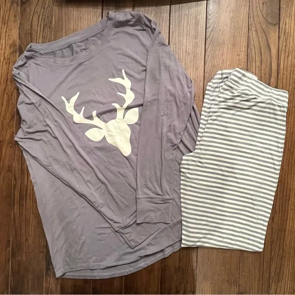Sleepyhead deer striped Pajamas Sz L Very good used condition so soft!Gray/cream Gray Size L - Image 1