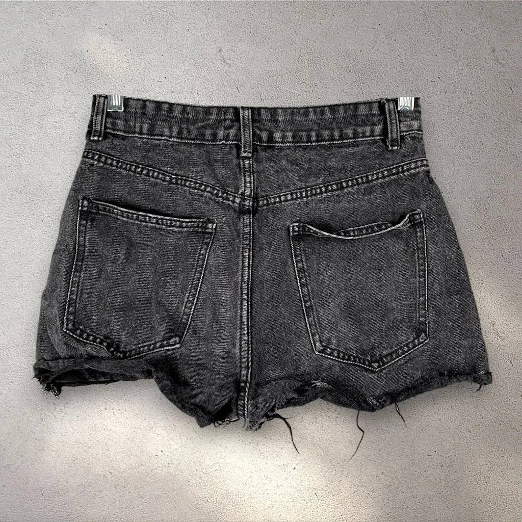 Cotton On High Rise Mom Shorts Women’s Size 4 Black Denim Frayed Hem Distressed - Image 2