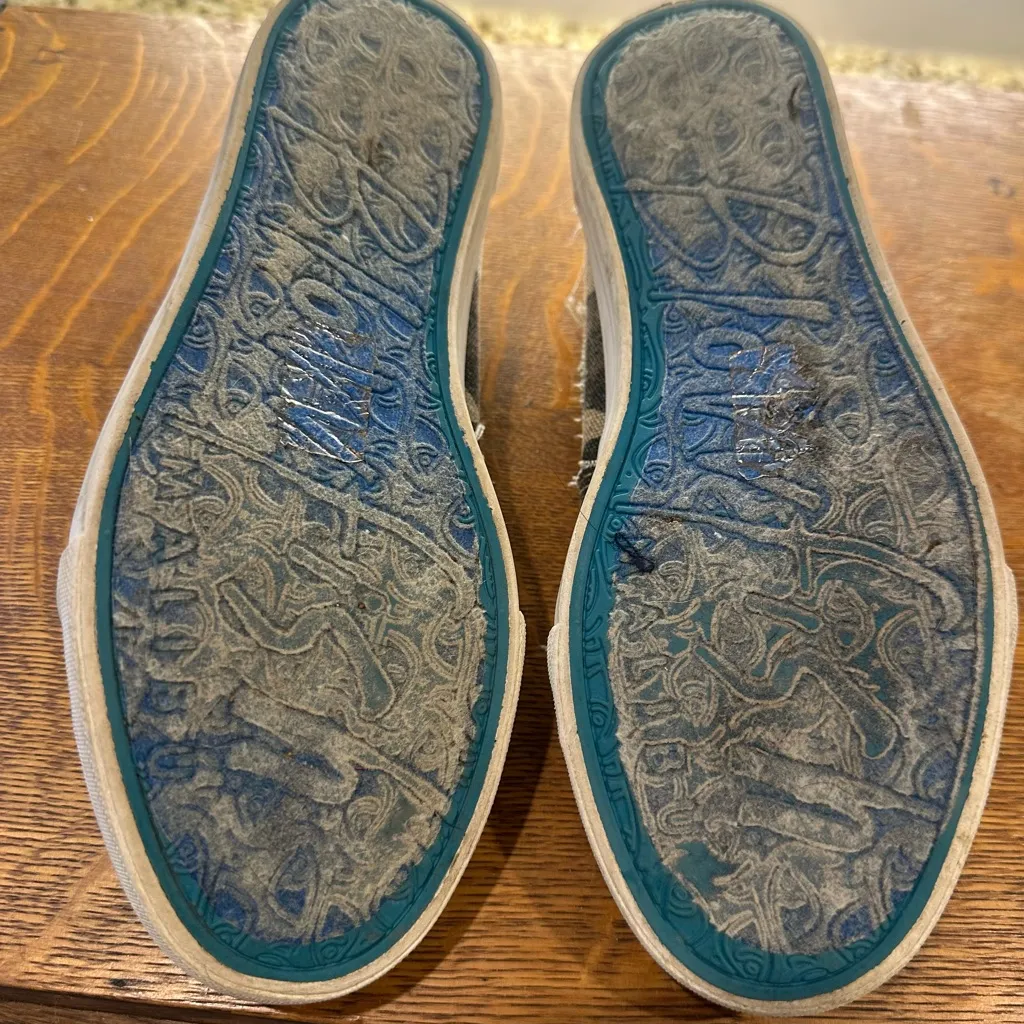 Blowfish Malibu Women's Marley Camo Green Slip On Sneakers Size 7.5 - Image 3