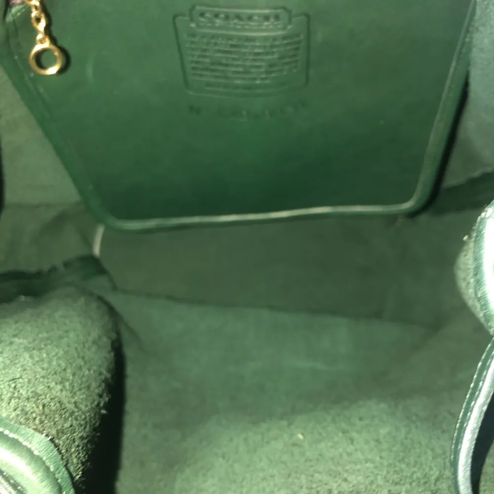 COACH Bottle Green Leather Sling Bag Vintage Backpack 9929 Mint Condition RARE - Image 14