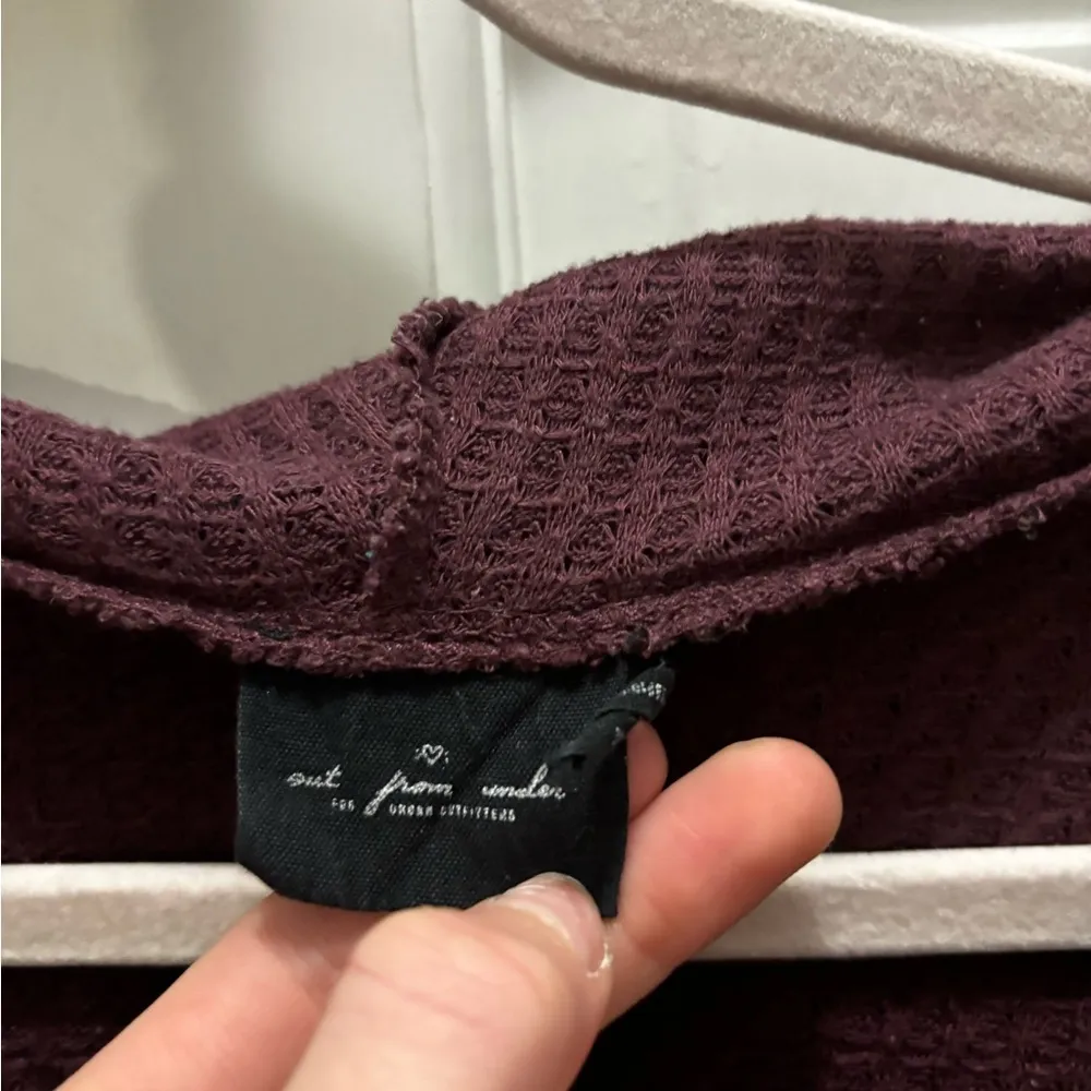 Out from under urban outfitters pullover sweatshirt - Burgundy size small - Image 4