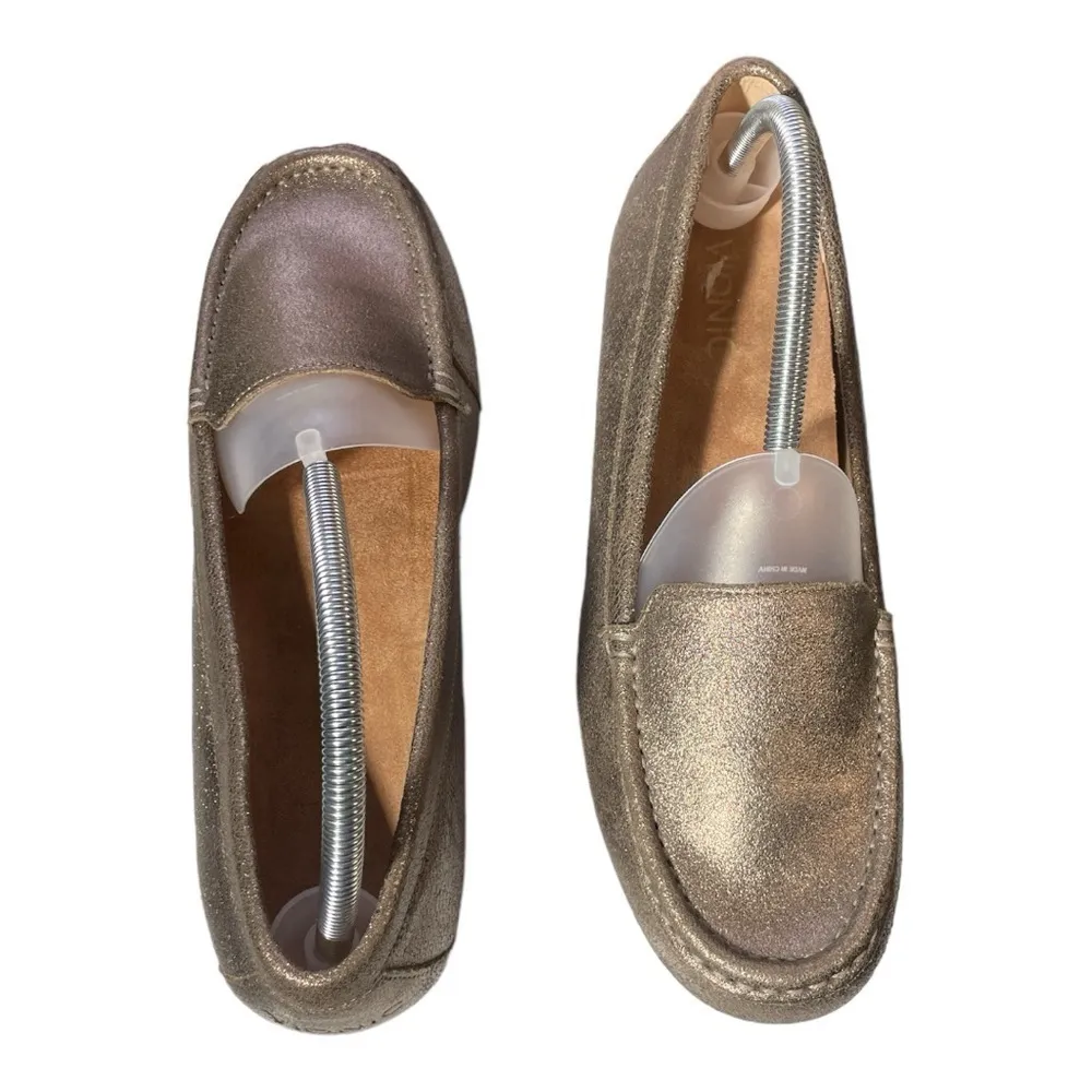 Vionic Debbie Metallic Moccasin Driving Loafers
Rose Gold Women's Shoes Sz 11 - Image 8
