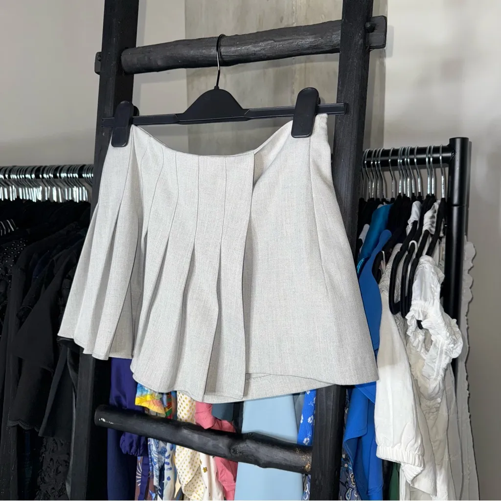Zara Light Grey Pleated Micro Mini Skort - Image 2