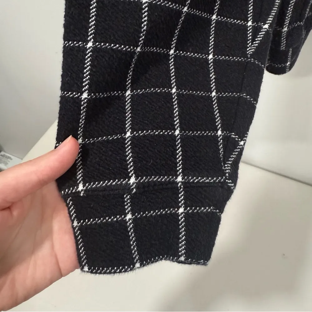 Madewell Textured Turtleneck Top in Windowpane Size Medium EUC - Image 4