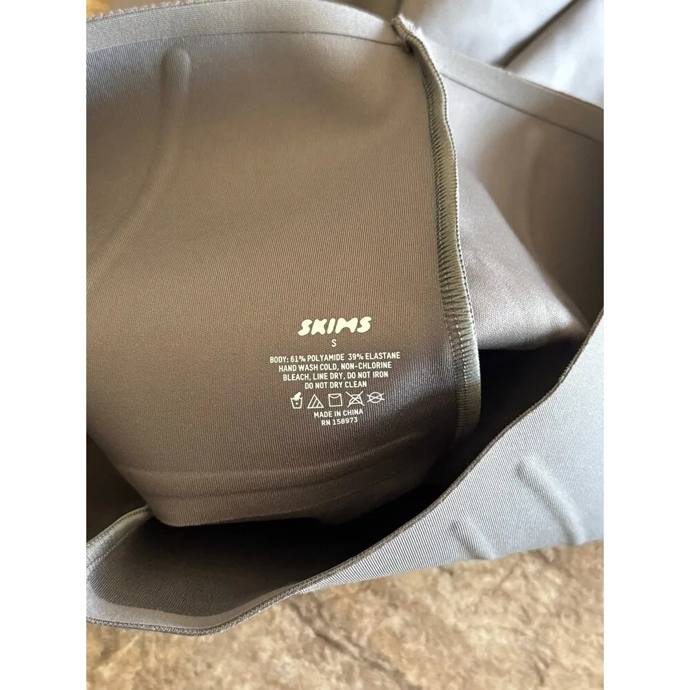 Skims Bonded Corset Short Steel Size Small - Image 12