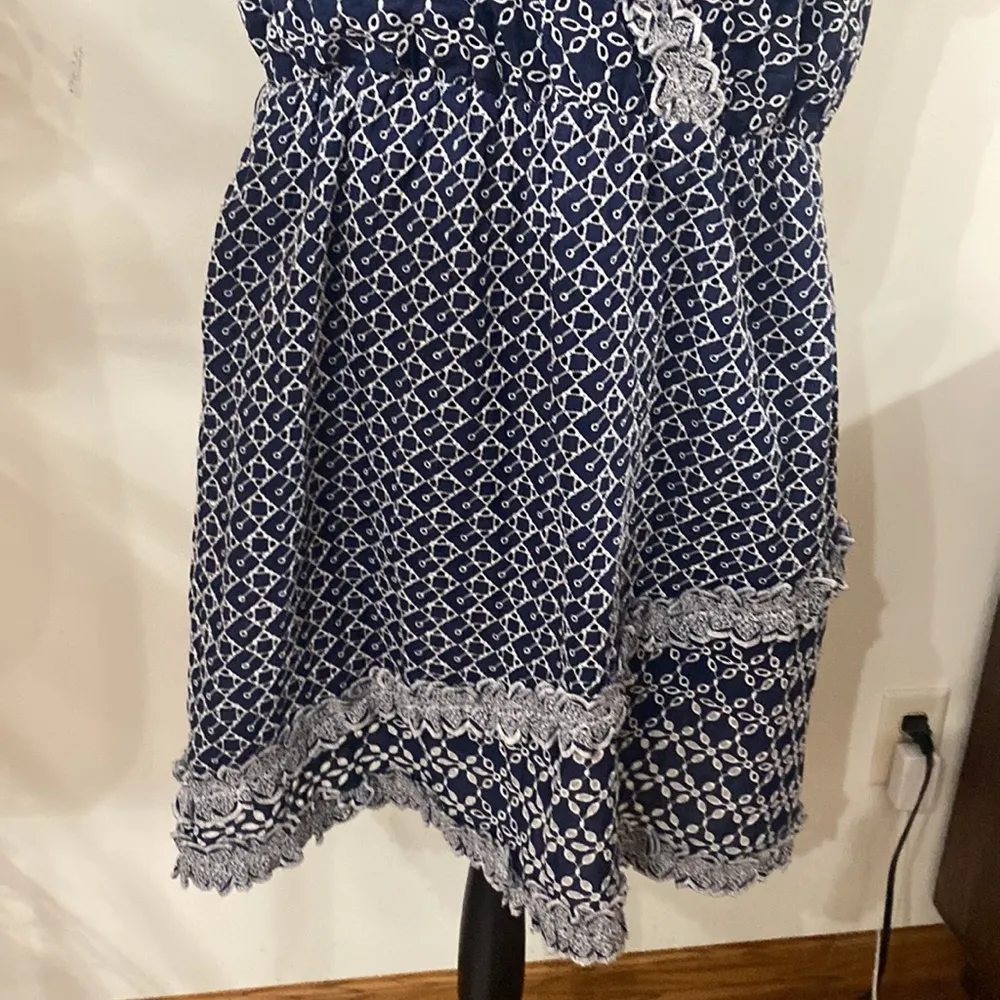 Express Printed navy and white Eyelet Lace Trim Faux Wrap Dress no belt size XL - Image 11