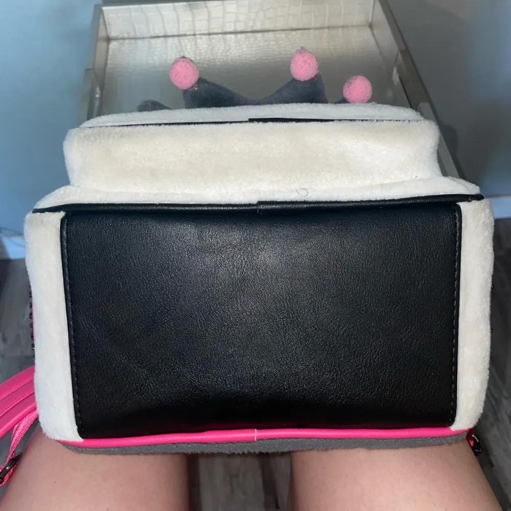 Boxlunch Kuromi  backpack - Image 5