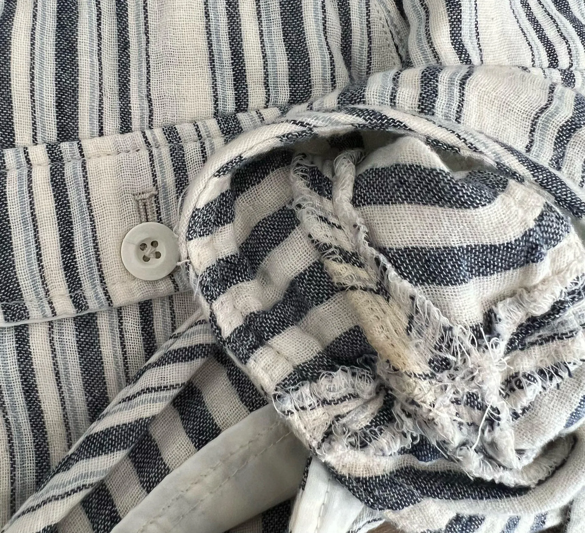 Night Moves White & Blue Striped Cotton Shorts - Image 20