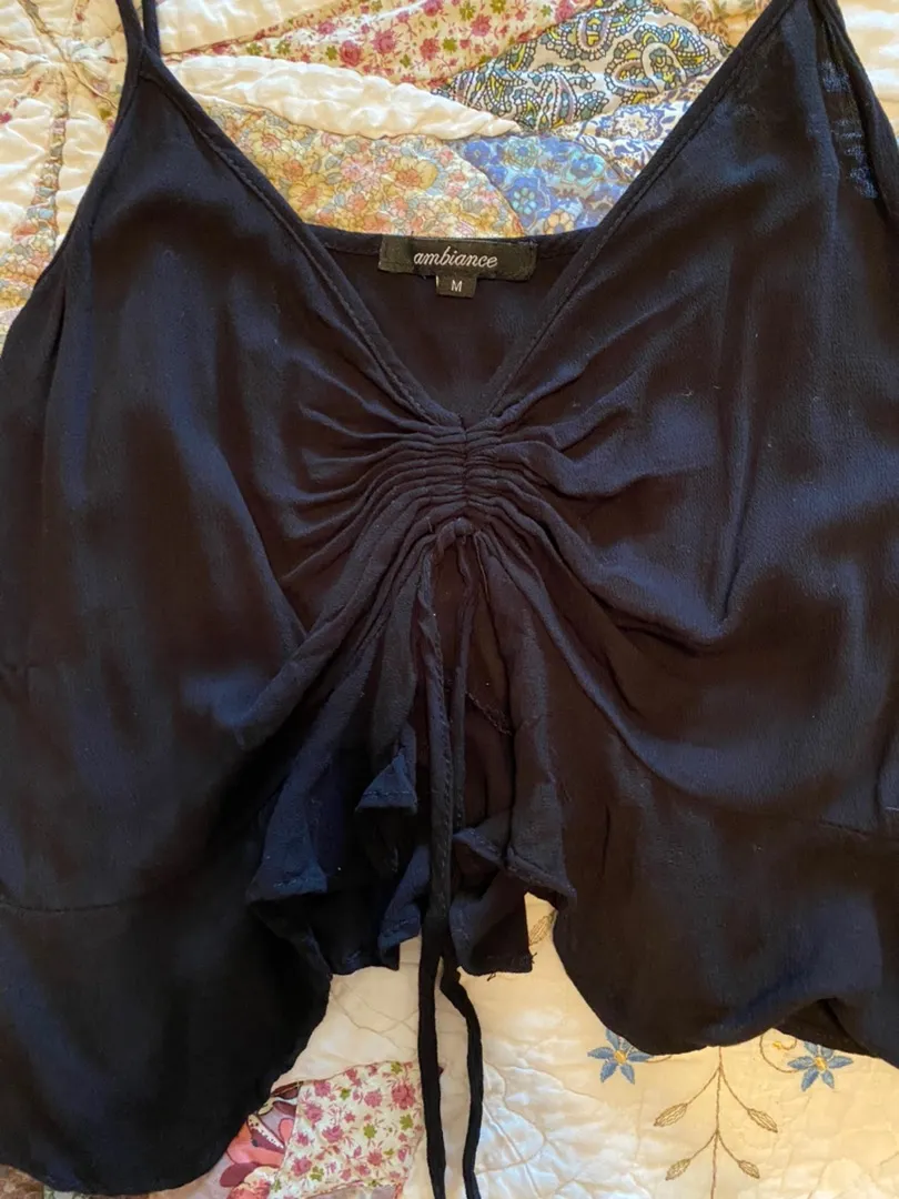 Forever 21 Black Tie Crop Top - Image 2