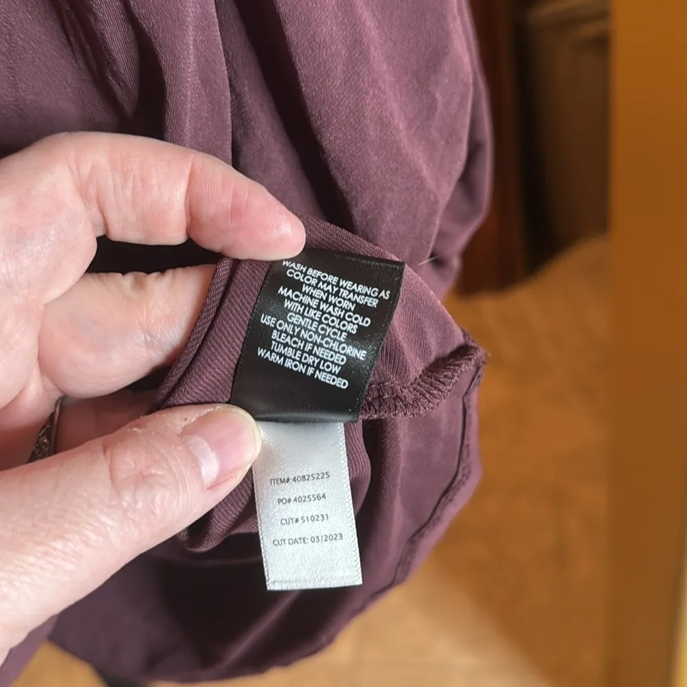 Torrid Studio Knit V-Neck Quarter Sleeve Shirred Top Size 2X - Image 11