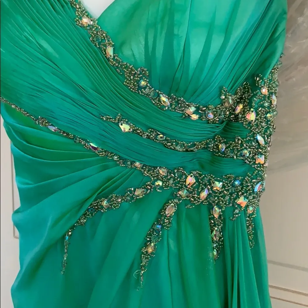 Morrell Maxie Teal Silver Prom Dress with Train Size 6 - Image 3