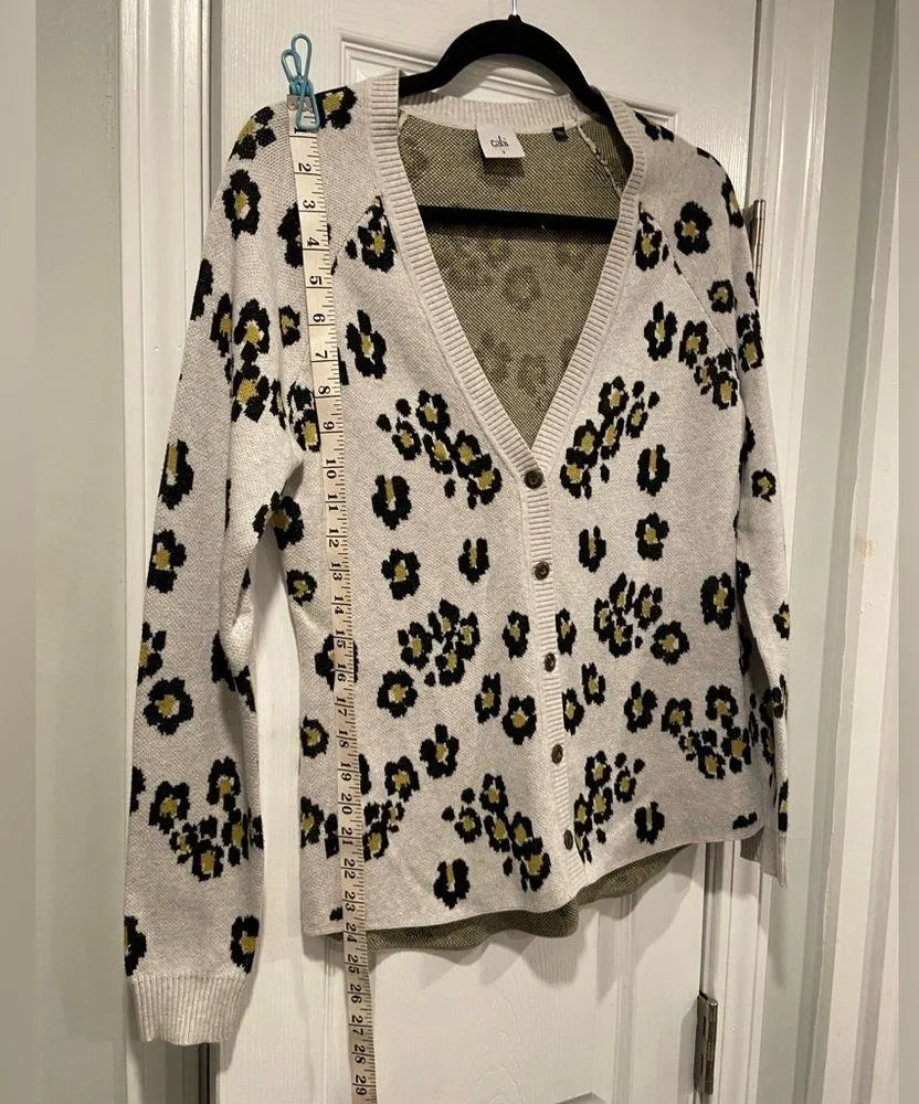 Cabi Kiki Leopard Print V Neck Button Front Knit Cardigan Gray Black Size S - Image 6