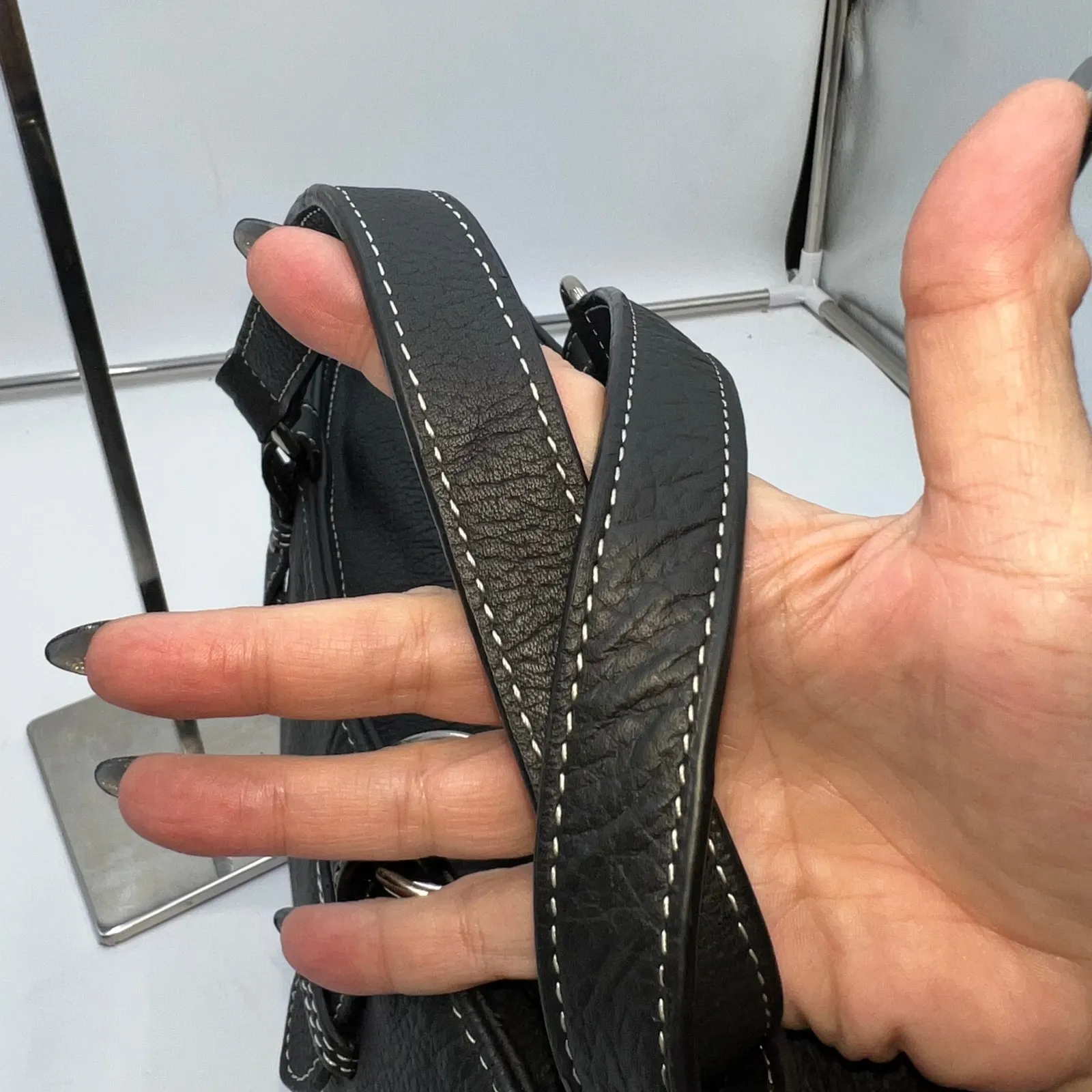 AmeriLeather Black Textured Leather Tote Bag Top Handle Silver Hardware - Image 8