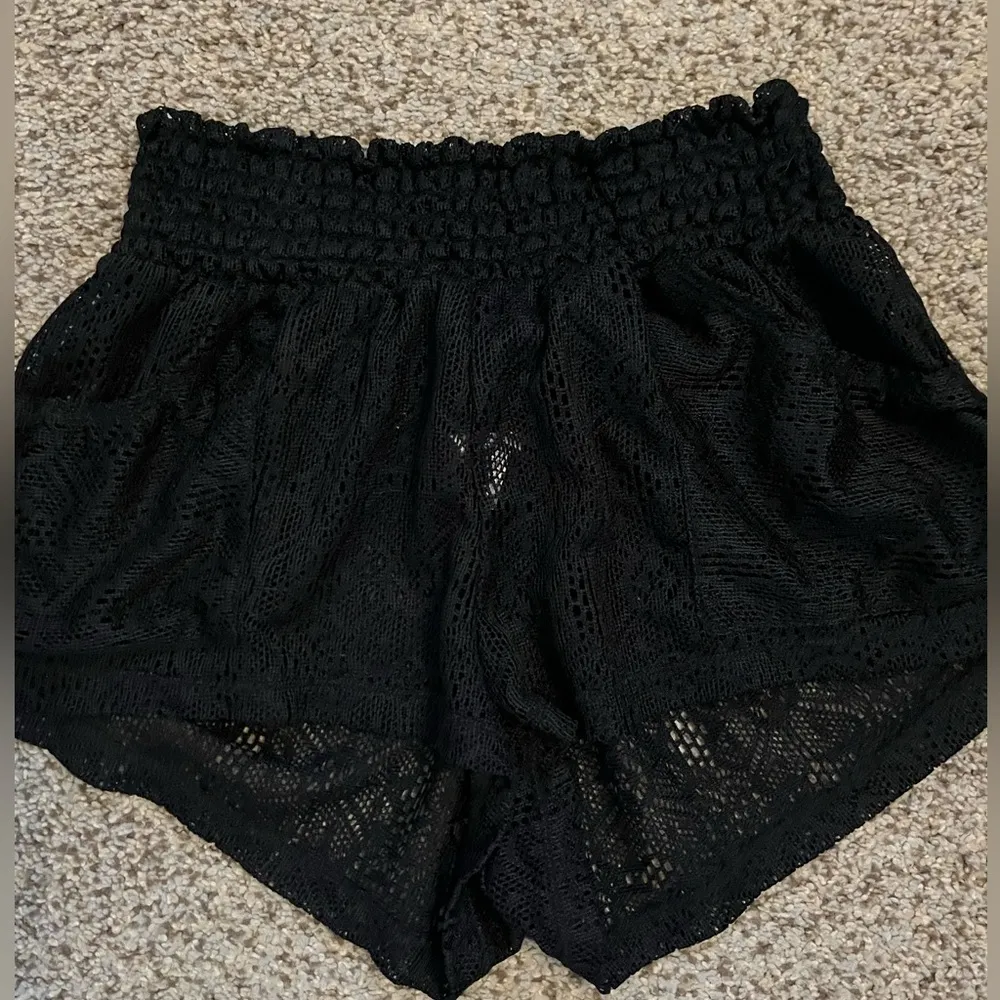 OP  mesh shorts beach bottoms - Image 4