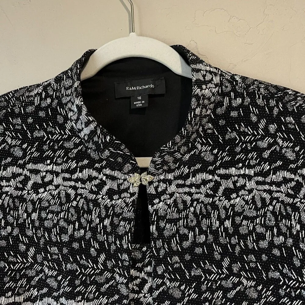 Sparkly Modest‎ Top Mother Of The Bride Animal Print Sequin New Years Party Top Silver Size 16 - Image 3