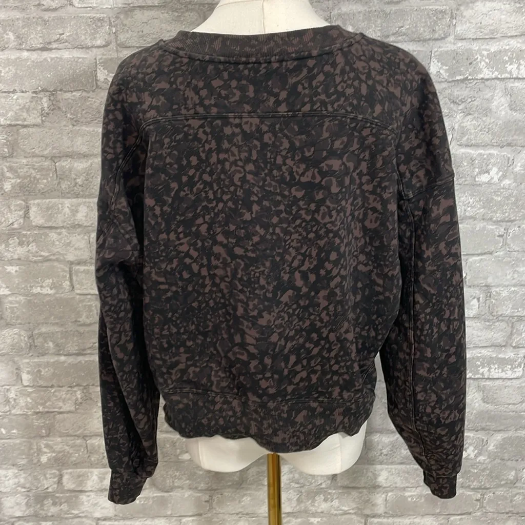 Lululemon Perfectly Oversized Crop Crew
Wild Thing Camo Brown Earth Multi - Image 5