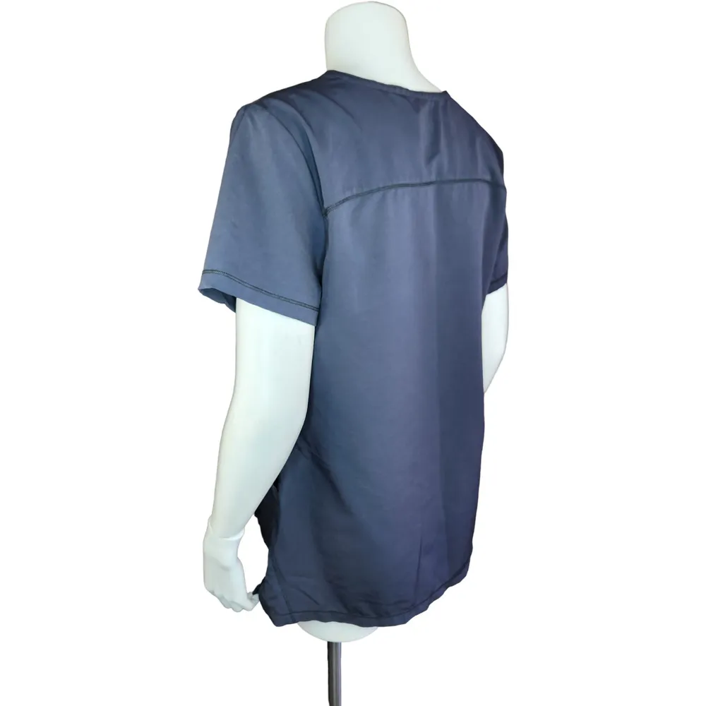 Dickies Women's Medium Short Sleeve Scrub Top Dark Gray Pockets, Round Neckline - Image 3
