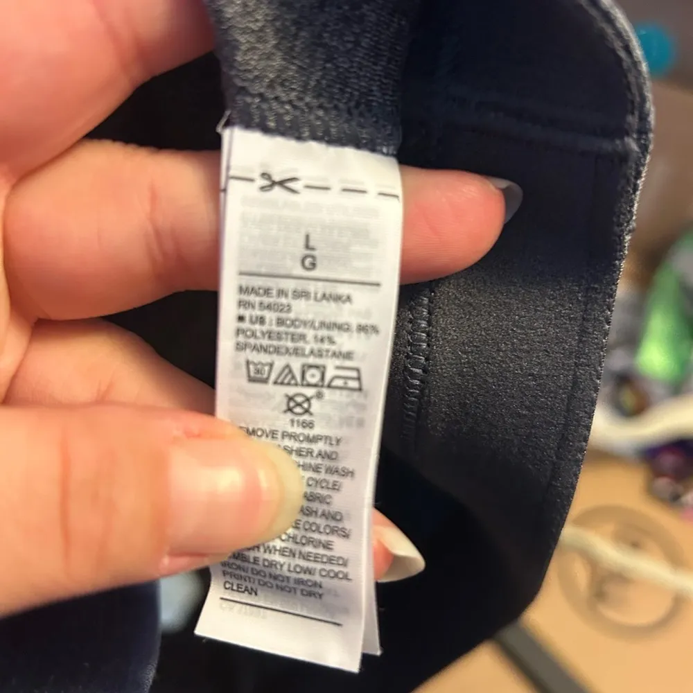 NWT OLD NAVY POWERPRESS SPORTS BRA - Image 6