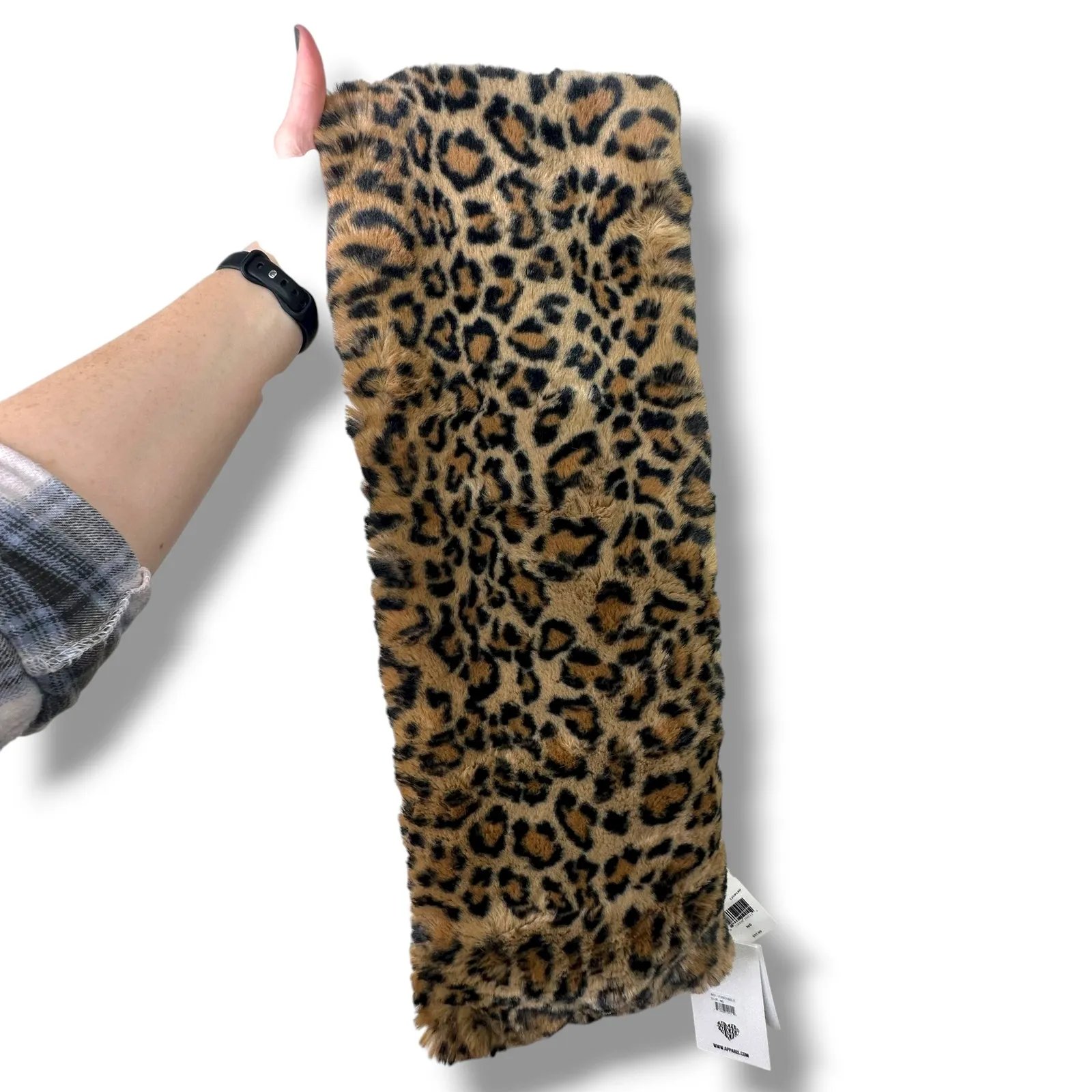 Apparis NWT Jasper Plush Leopard Print Black Brown Faux Fur Thread Through Scarf - Image 8