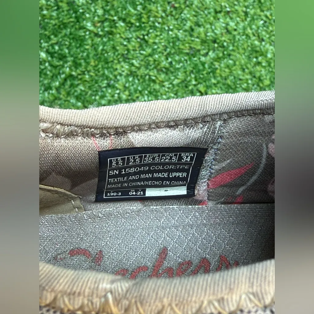 Skechers Women's Memory Foam Seager Hiker Gatewood Slip on Taupe Coral Sneakers - Image 12