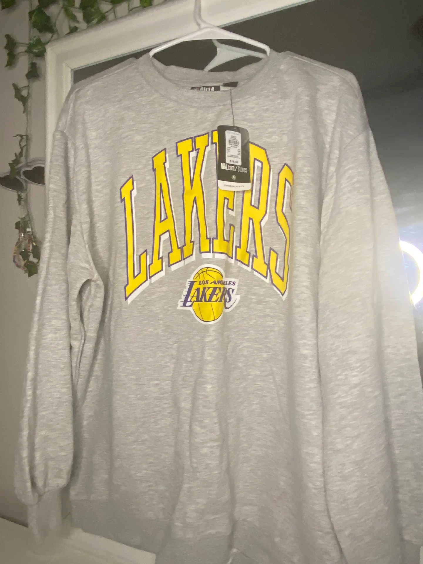 Primark Lakers Sweatshirt - Image 2