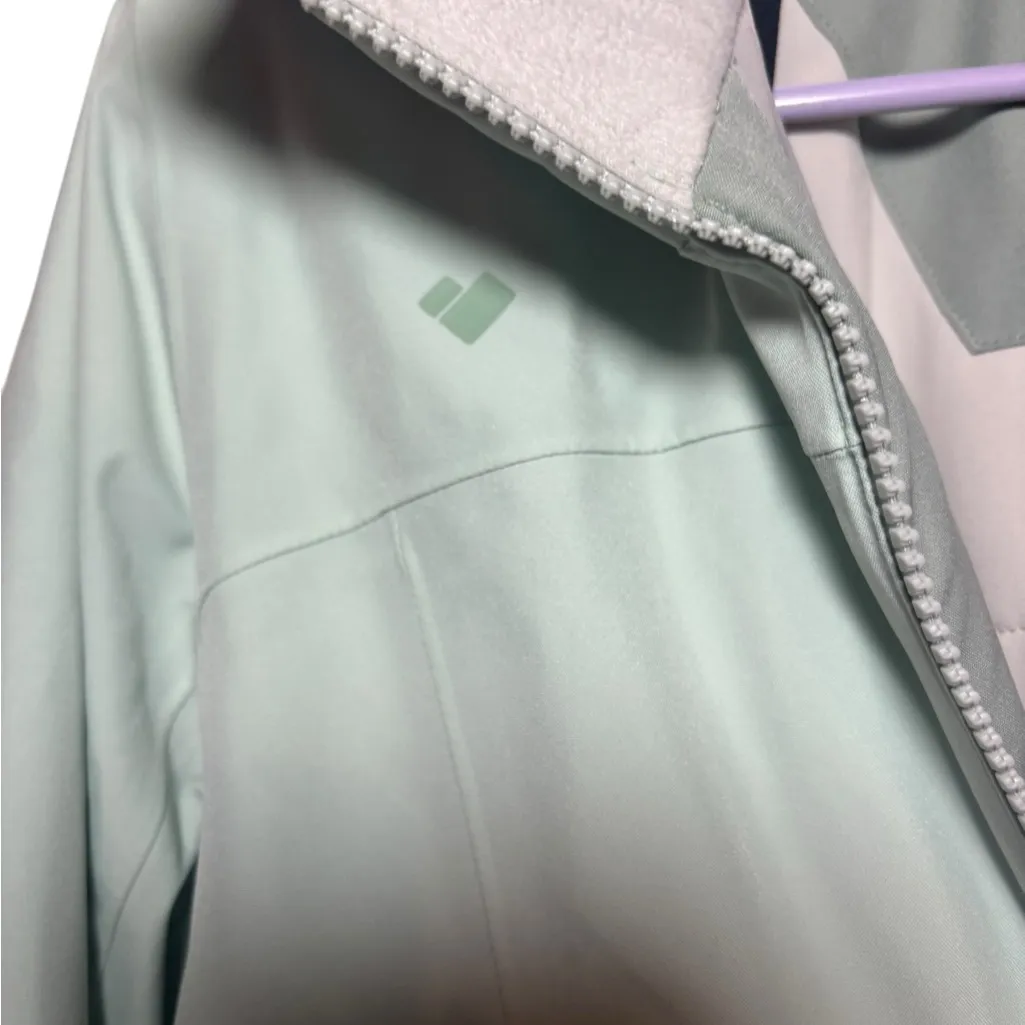 Obermeyer First Chair Jacket — NWT — Women’s Ski Snow Coat Size 6 MSRP $369 - Image 3