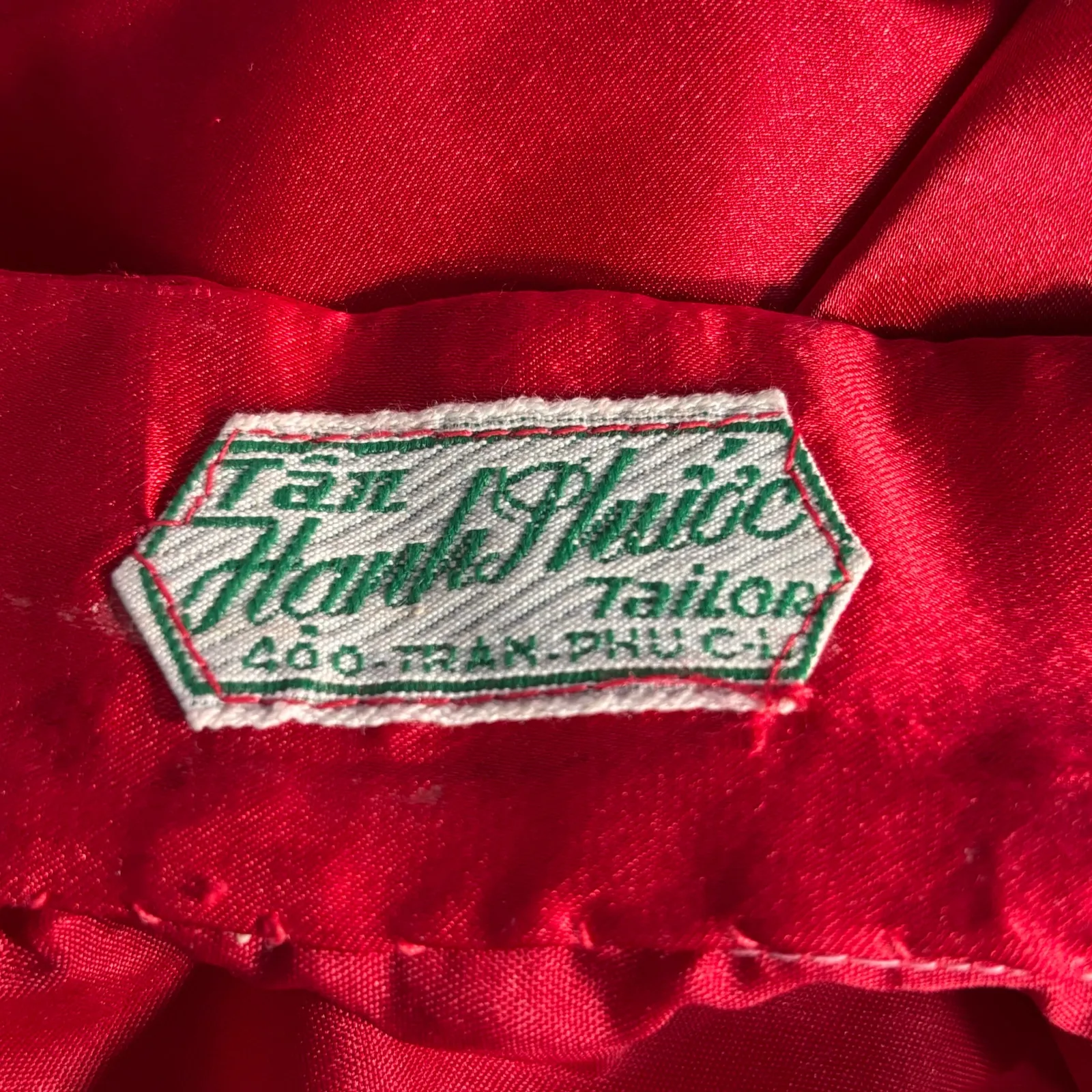 Vintage Red Dragon Phoenix Beaded Silk Asian Jacket Hand Embellished 80s 90s - Image 8