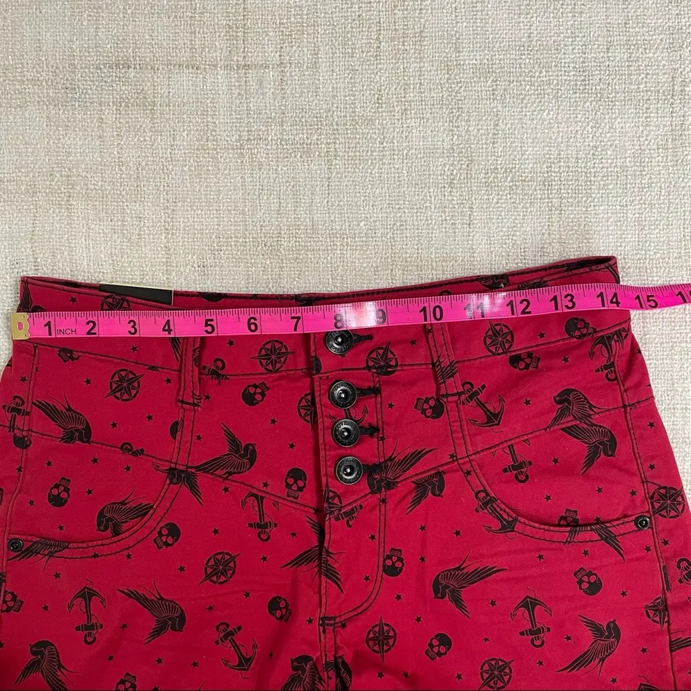 Lovesick from Hot Topic High Waist Shorts Red Size undefined - Image 14