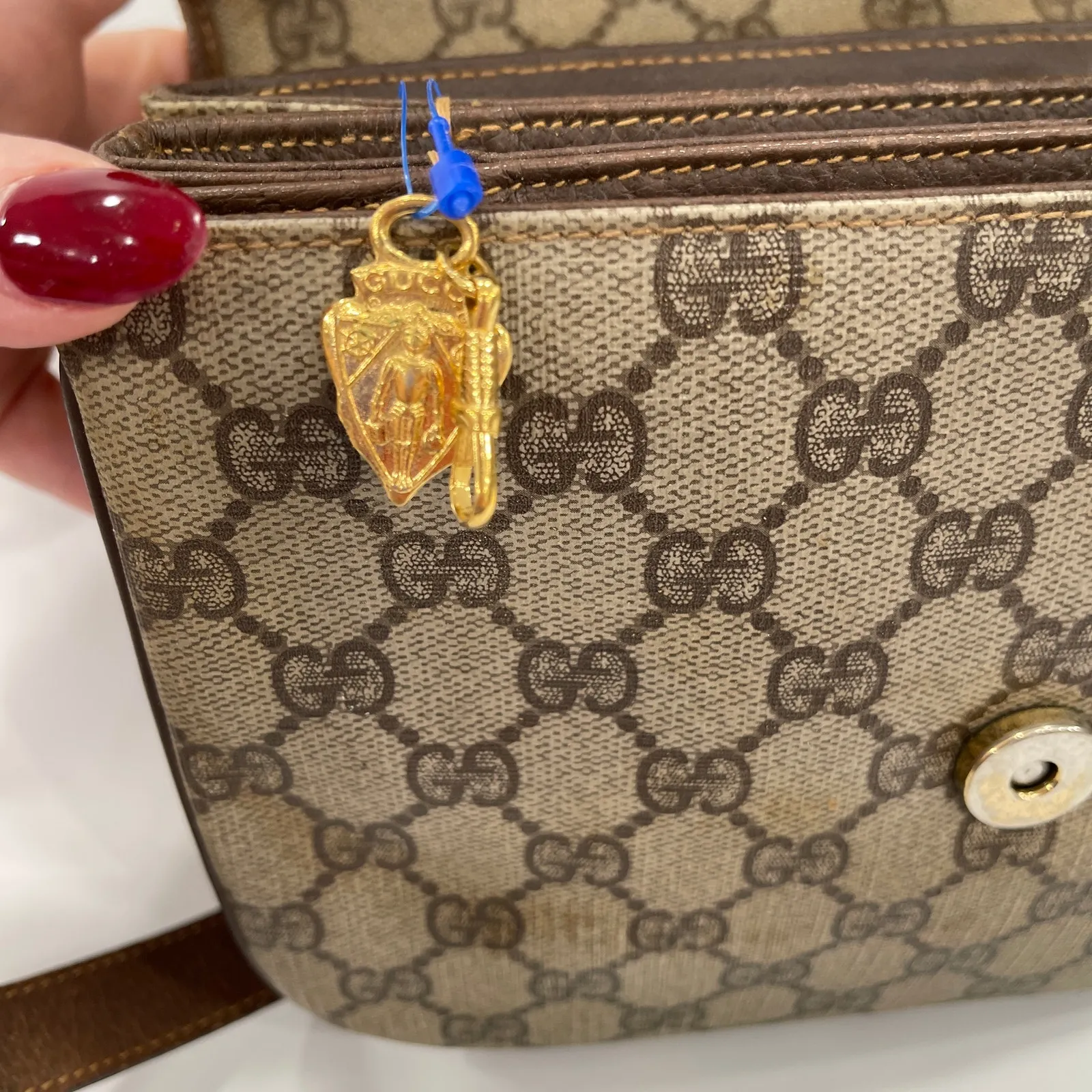 Gucci 70s 80s Vintage Crossbody Shoulder Bag Monogram Flap GG Supreme Canvas - Image 13