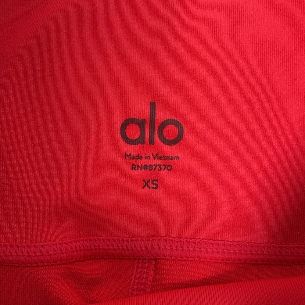 ALO Yoga 7" High-Waist Biker Short in Pink Lava Size XS - Image 7