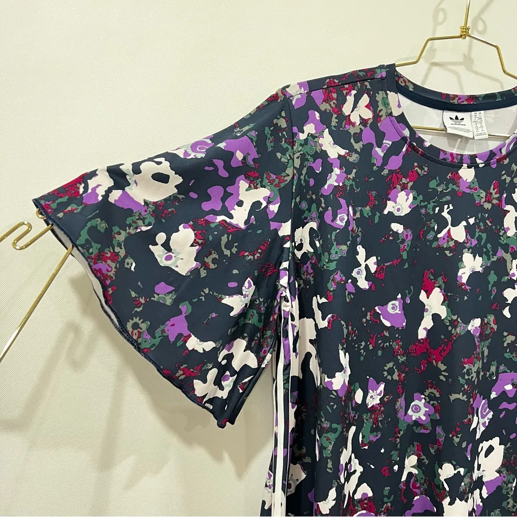 Adidas Floral Dress Size Large Ruffle Sleeve Multicolored Navy Blue Loose Fit - Image 11