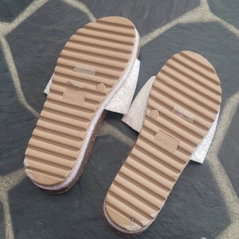 Bamboo Sandals SIZE 10 - Image 5