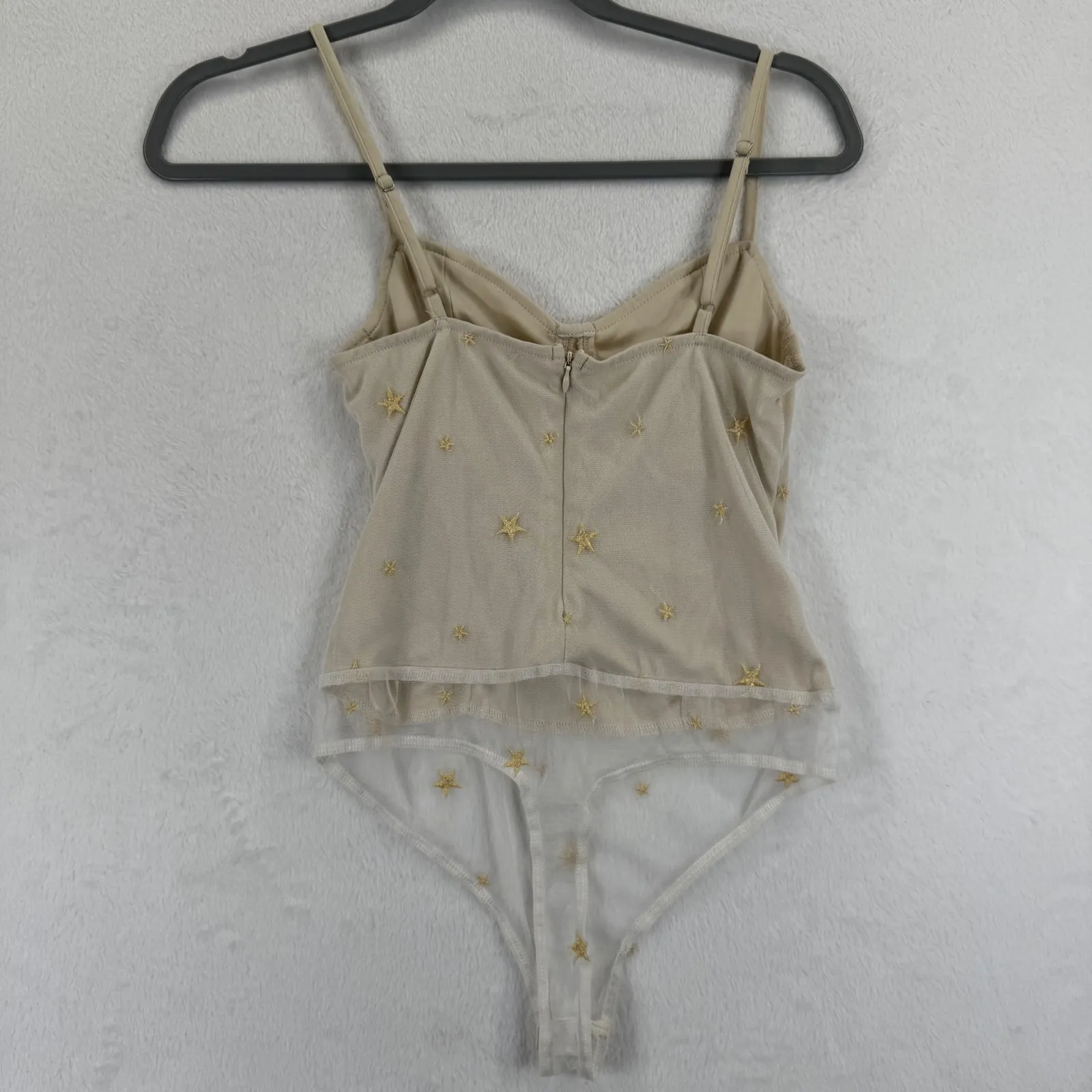 Le Lis Collection Star Bodysuit‎ Beige Gold Adjustable Strap Size S Tan - Image 3