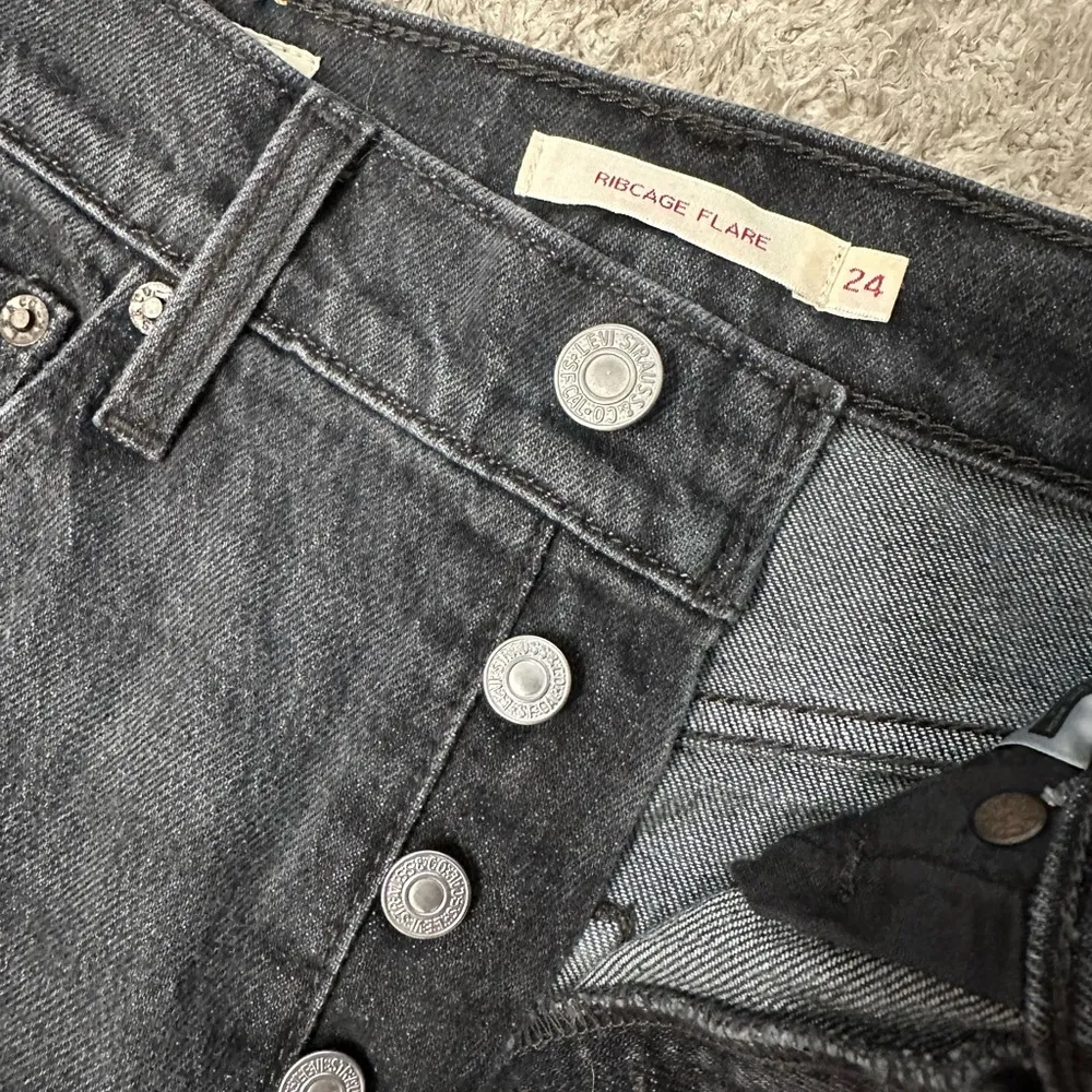 Levi's Washed Black Ribcage Flare Wide Leg Jeans - Image 3