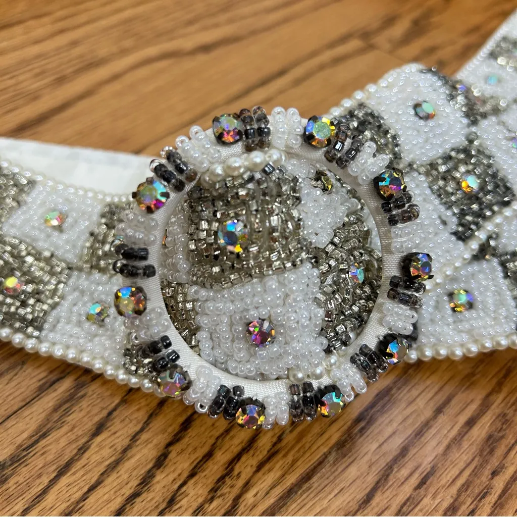 Vintage Checked Heavily Beaded Silver And Pearl Round Buckle Bling Belt Size 36 - Image 9