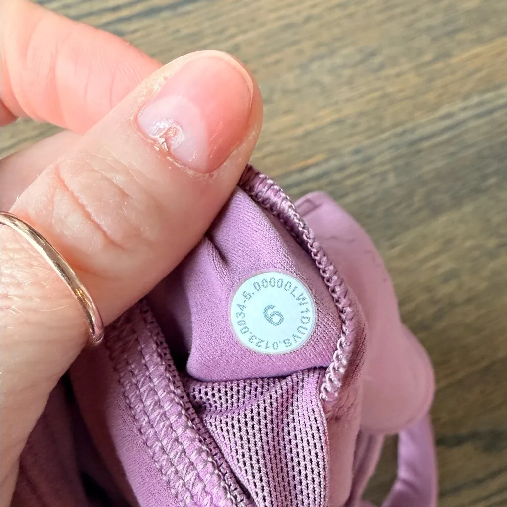 Lululemon Align Tank Top
Velvet Dust Size 6 Like new - Image 8