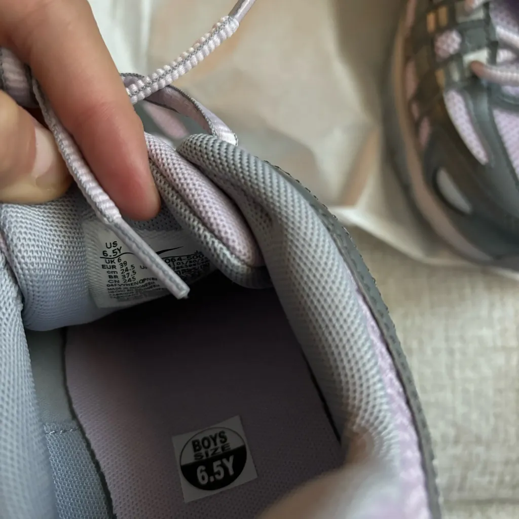 Nike P-6000 Purple Sneakers - Image 3