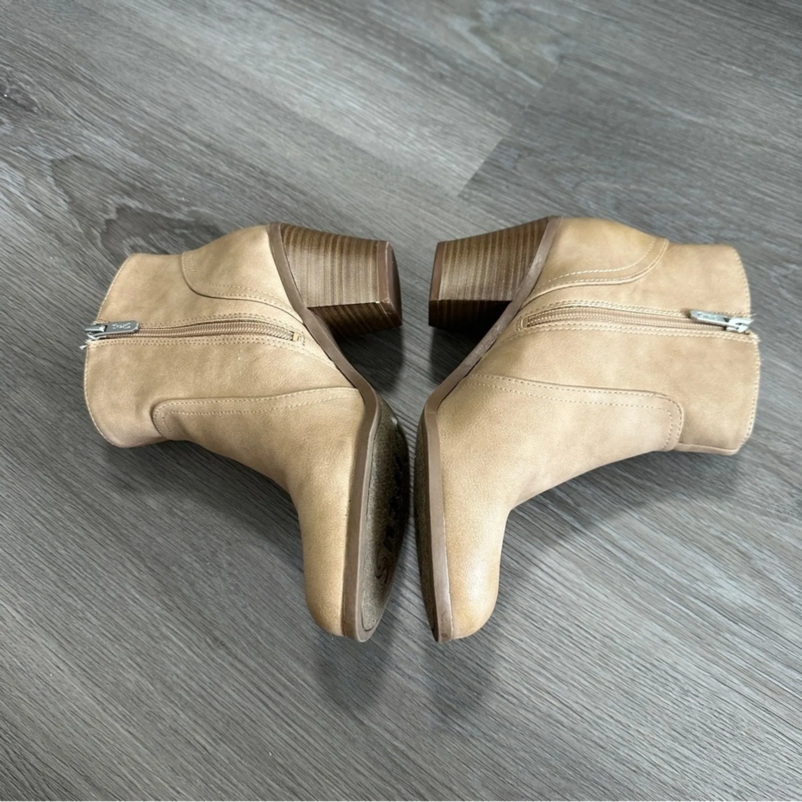 Circus by Sam Edelman Leah Beige Fringe Side Zip Stacked Heel Booties Size‎ 7.5 - Image 3