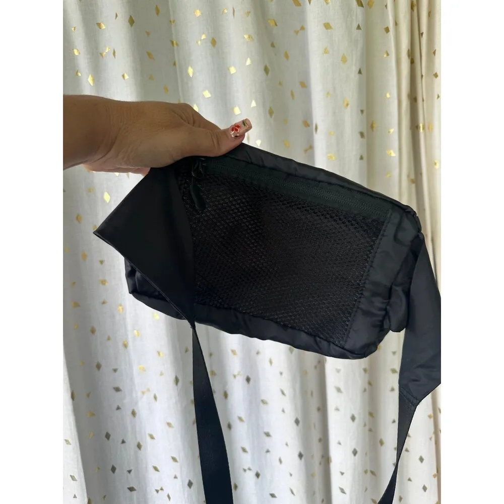 Kiu Unisex Black Nylon Waterproof Crossbody Adjustable Sling Fanny Belt Bag - Image 4