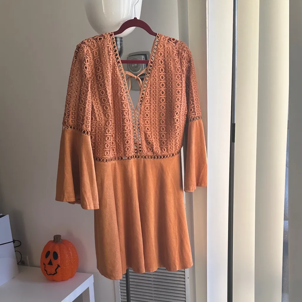 Eyelet Cut Out Western Faux Suede Dress Burnt Orange Tan Color with Bell Sleeves Size XL - Image 5