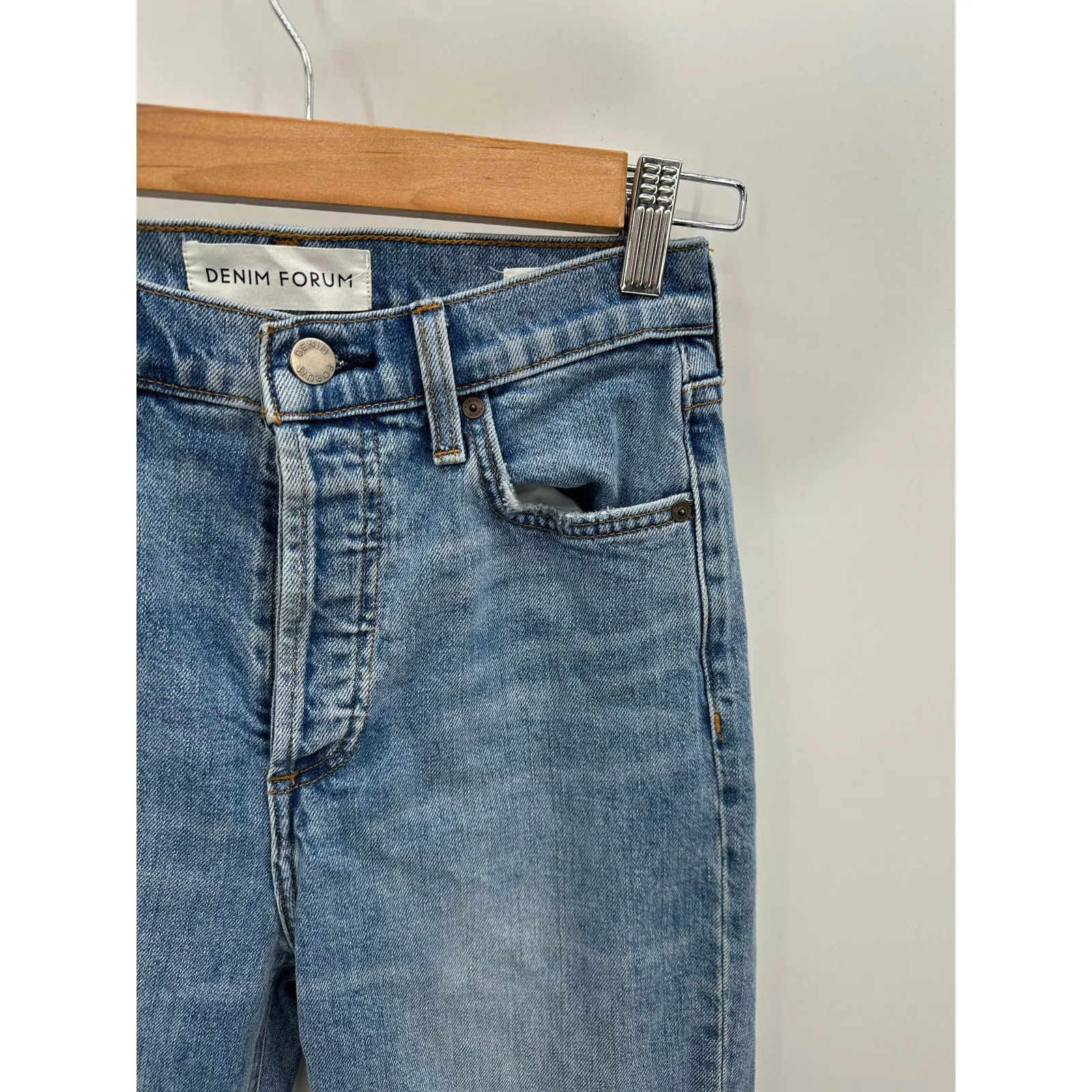 Denim Forum Womens The Arlo High Rise Straight Denim Jenas Size 24 Button Fly Blue - Image 4