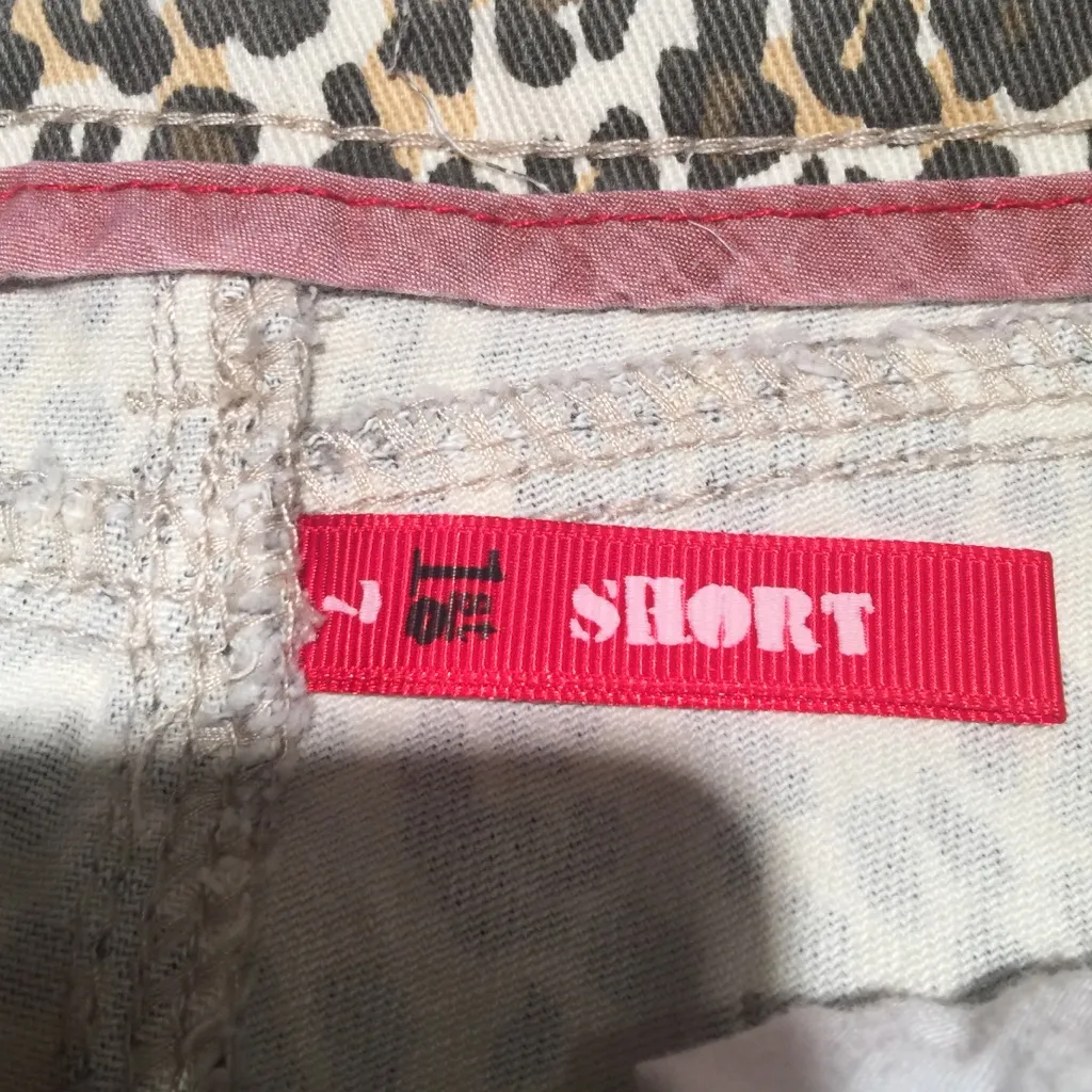 1ST KISS Cheetah Cut-off Shorts - Image 5