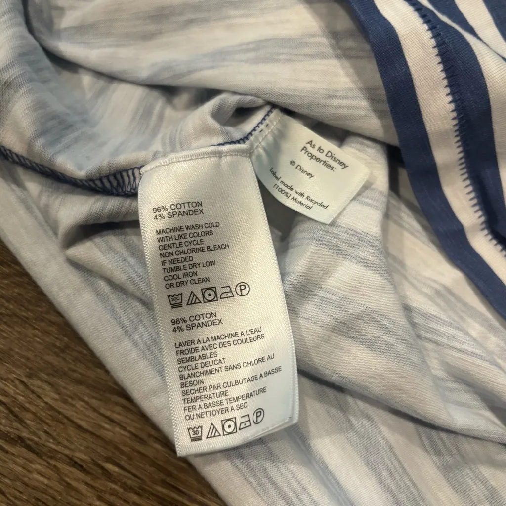 Tommy Bahama Disney Parks Minnie Mouse Blue White Striped V-Neck 3/4 Sleeve Top - Image 6