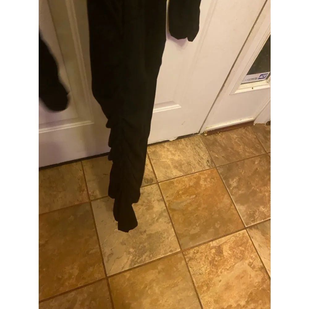 Cache black dress with studs on cuffs size L - Image 4